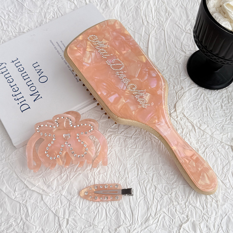 Korean-Style Trendy Shell-Pattern Air Cushion Comb and Hair Clip Set for Girls, Gentle Daily Commute Massage Comb Hair Accessory Korean-Style Trendy Shell-Pattern Air Cushion Comb and Hair Clip Set for Girls, Gentle Daily Commute Massage Comb Hair Accessory