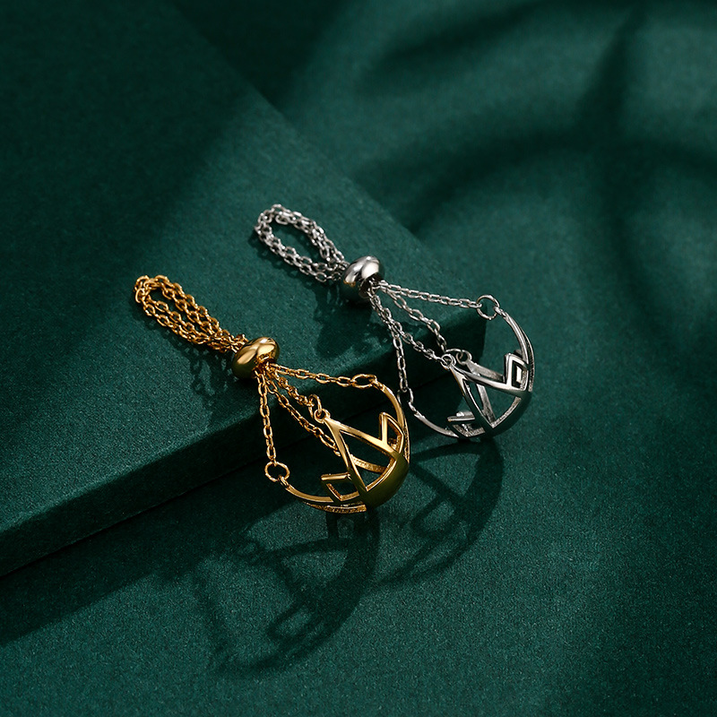 Japonés y coreano creativo diseño de moda perla colgante hebilla accesorios fragante bola bolsita hueco bola jaula linterna soporte vacío accesorios