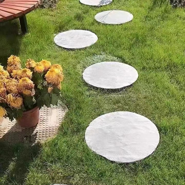 Круглый диаметр 30 см, толщина 3-4 см, без бесплатной доставки.