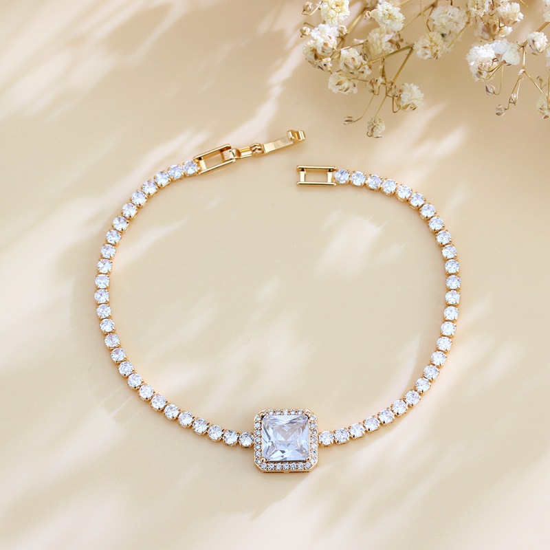 Luxurious Geometric Copper Plating Zircon Bracelets