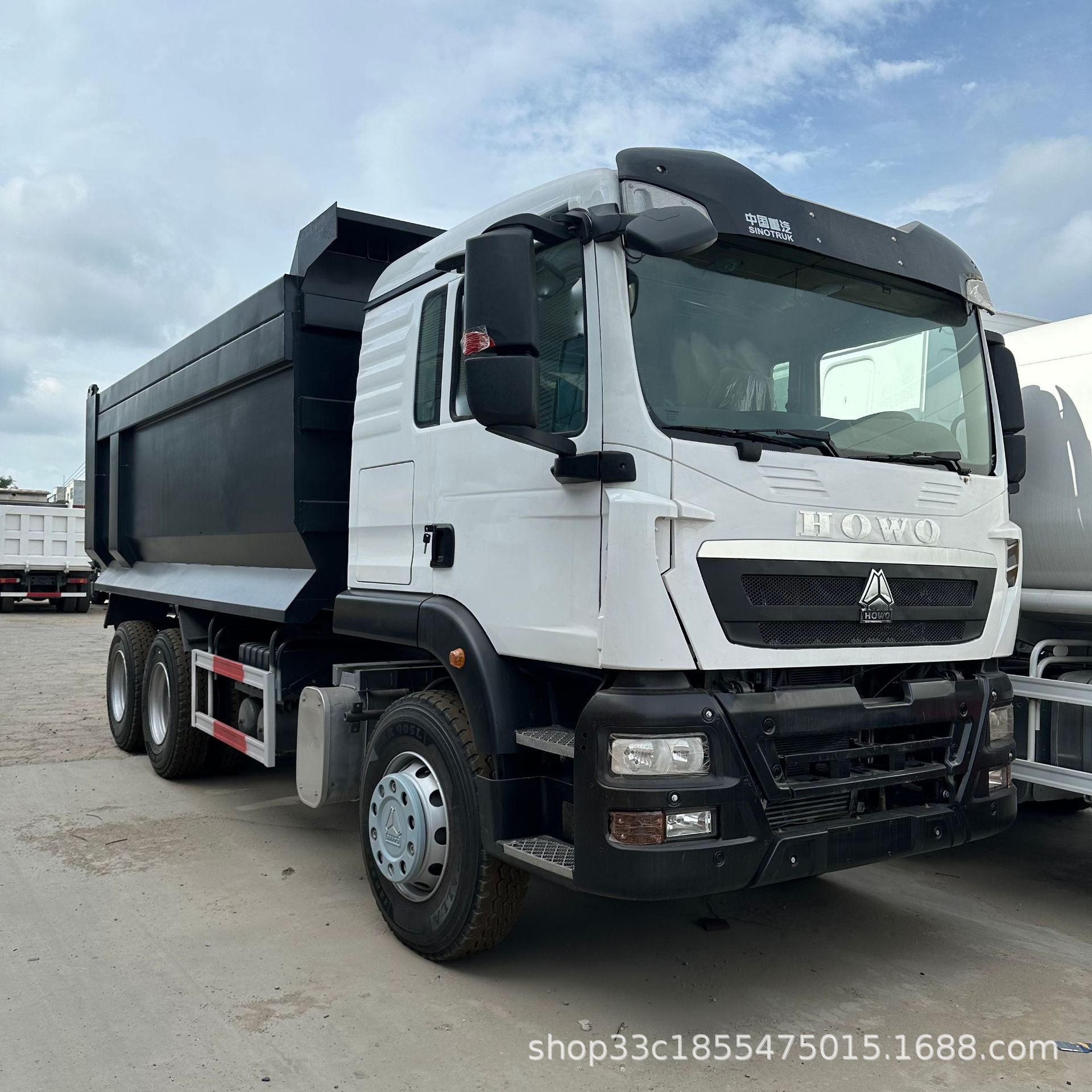 Cross-border export of HOWOTX 6X4 dump truck with 420 horsepower for soil transport and engineering applications