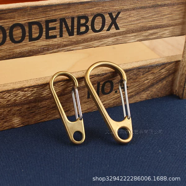 Hand-polished brass keychain quick hanging spring buckle creative men and women copper carabiner car metal key ring