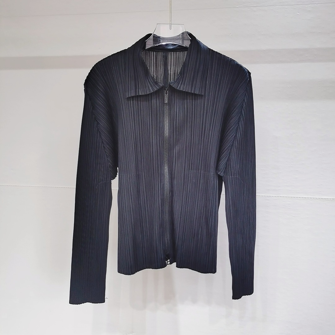 Suministro directo de fábrica ----- Otoño y primavera de alta gama plisada moda delgada casual solapa abrigo pleatsplease