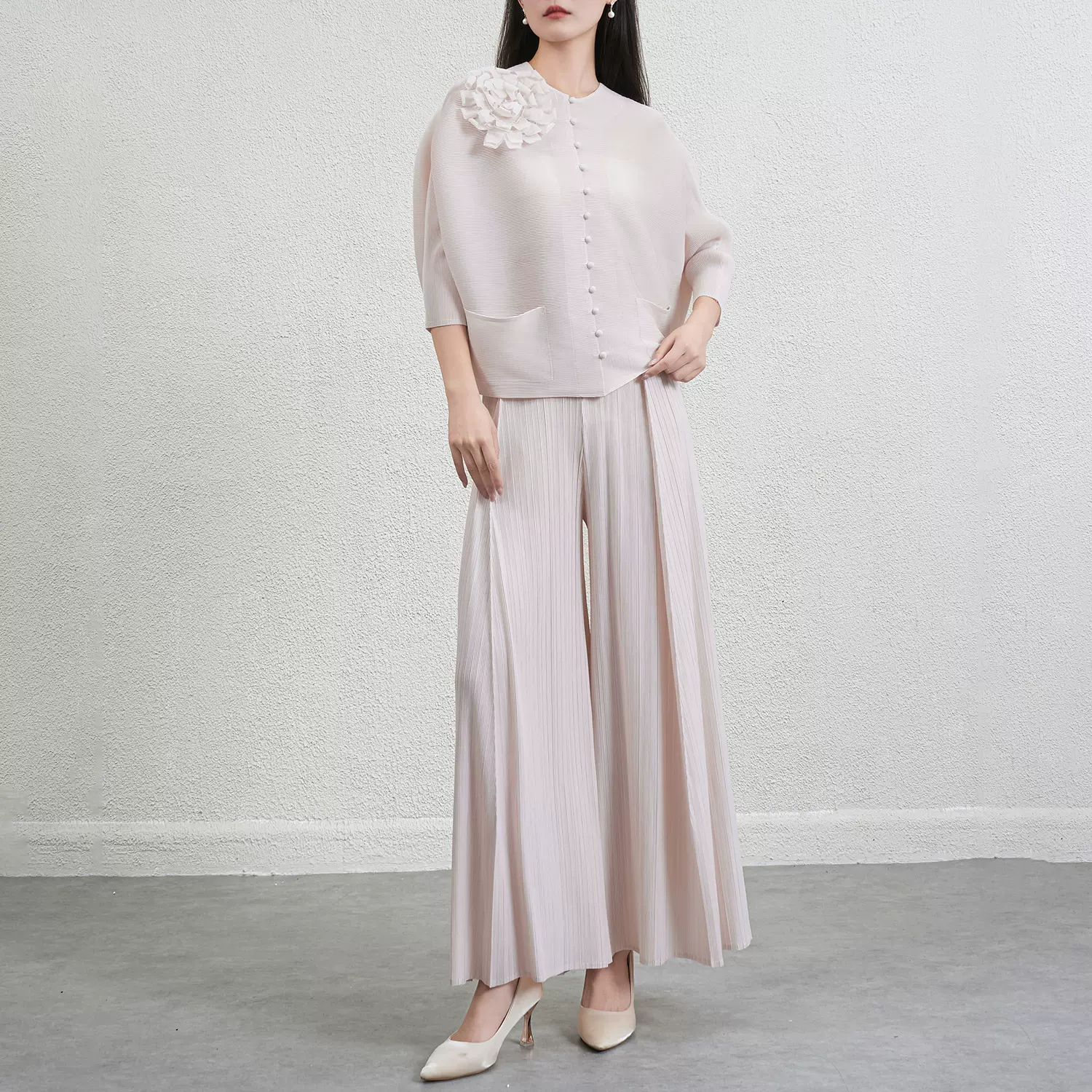 直播网红热卖款新中式国风套装气质轻薄休闲衬衫阔腿裤松弛两件套