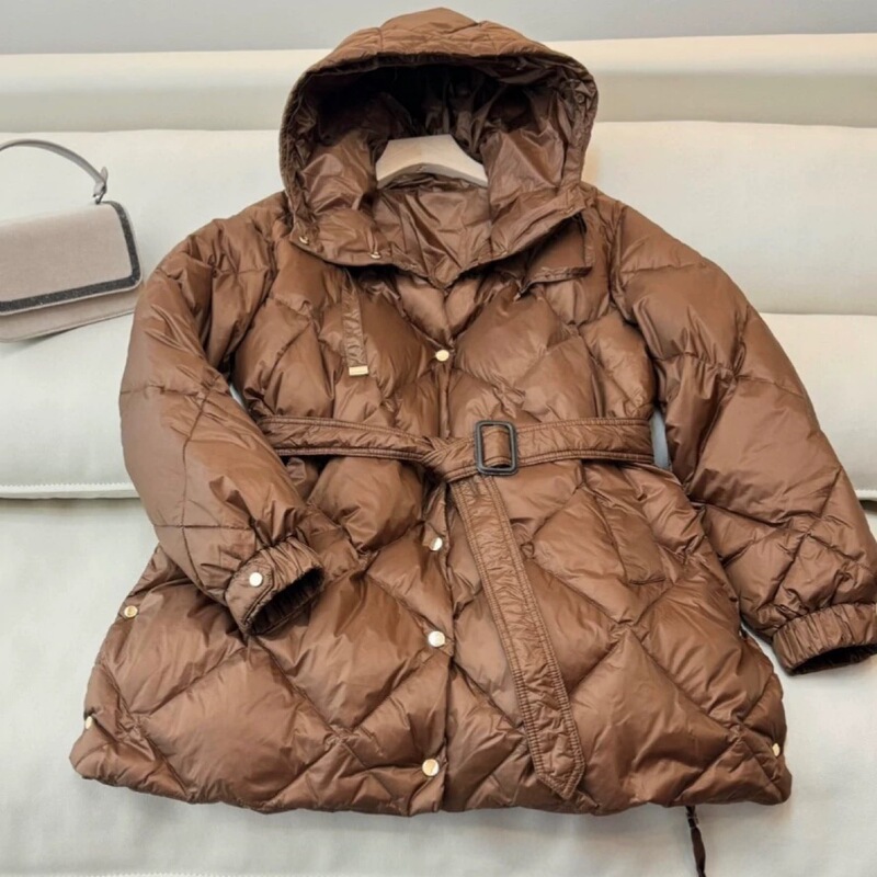 秋冬新款欧洲站菱格短款收腰显瘦连帽max女羽绒服外套|undefined