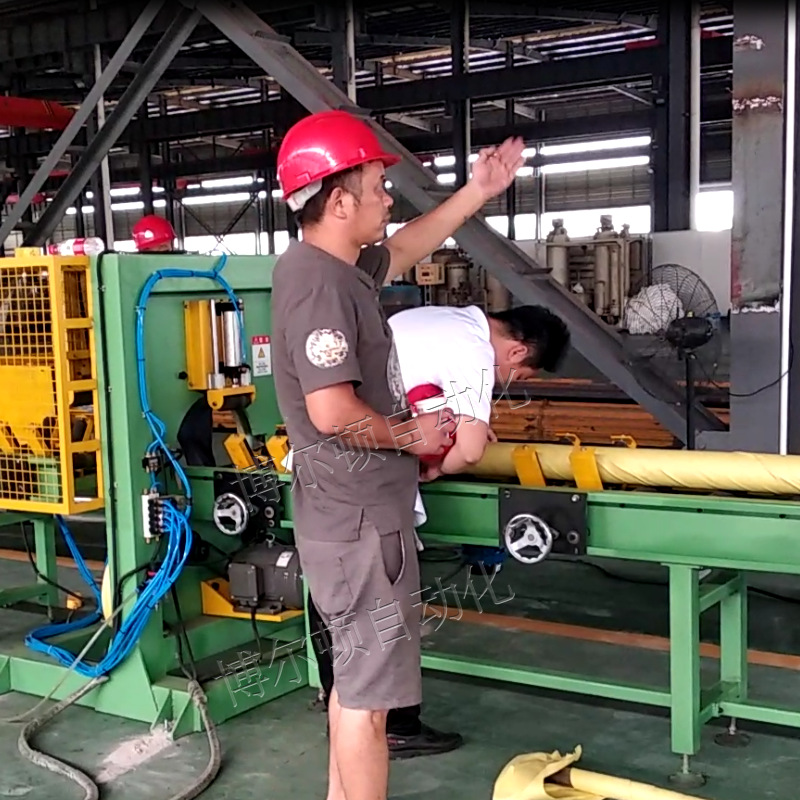 不锈钢管水平式缠绕机2