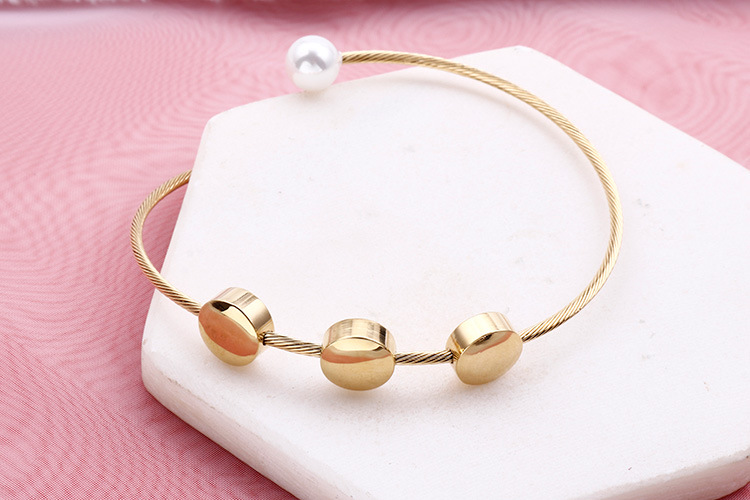 14g Weight PVD Coated Gold Plating Process 18K Gold Plated Plating Material Housewarming, Anniversary, Business, Wedding, Travel, Birthday, Festival Occasion 304 Stainless Steel Material Geometric Pattern Women'S Gender Fashion Style Waterproof Non Tarnish Craft PVD Coated 18K Gold Plated Geometric 304 Stainless Steel Fashion Waterproof Non Tarnish 5