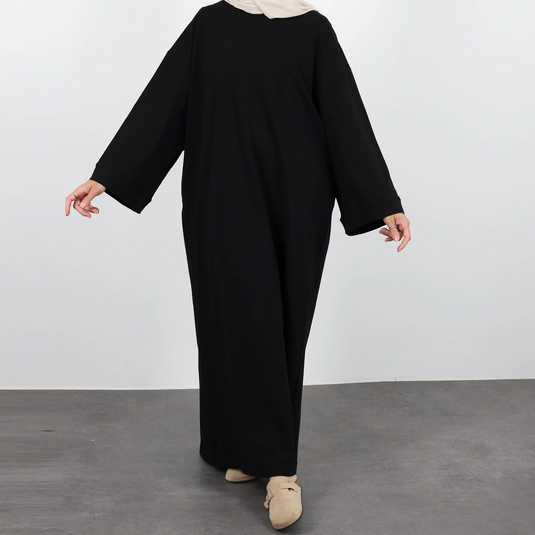 Loriya2024 Скорость на Дубай Дубай Ближний Восток Türkiye Dubai Непрозрачный цвет Sweat Dress LR737