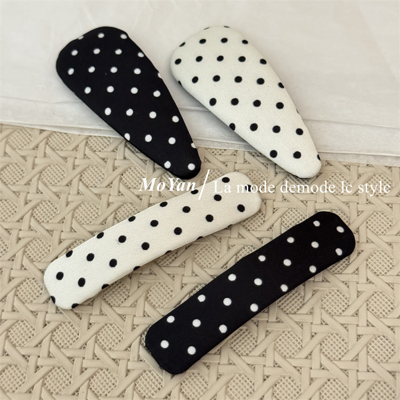 Korean Style New Black and White Polka Dot Triangle Hairpin Sweet Fashion Makeup Bangs Clip Elegant Rectangular Side Hair Clip