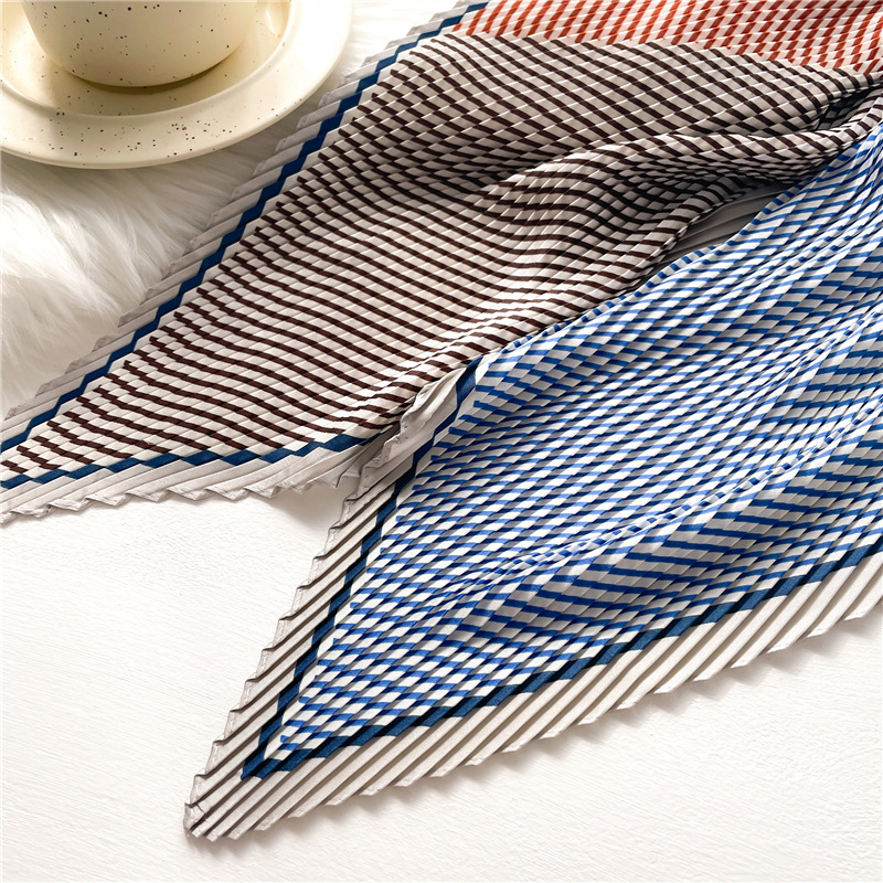 Elegantesch Gerafft Quadratuch Mat Faarwegem Dréck_voghion.com