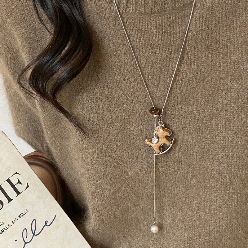 Wooden Pony Pendant Necklace for Women 2025 Long Sweater Chain Vintage Good Luck Accessory for the Year of Birth Cross-Border Exclusive Supply Wooden Pony Pendant Necklace for Women 2025 Long Sweater Chain Vintage Good Luck Accessory for the Year of Birth Cross-Border Exclusive Supply