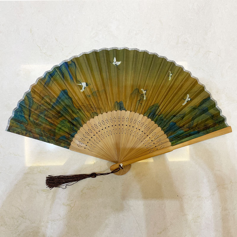 Estilo de ventilador Femenino 4