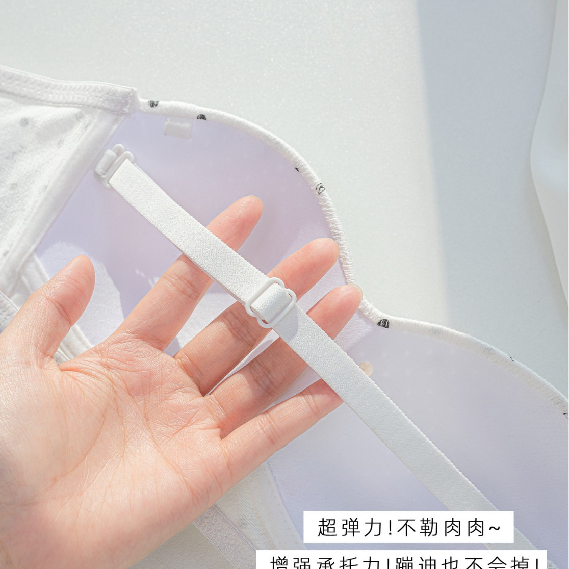 Sin tirantes, dos hermosos puntos de onda en la espalda, retraído lateral, retraído, retraído, retraído, antideslizante, leche auxiliar, ropa interior antiflacidez, sujetador de texto para niña