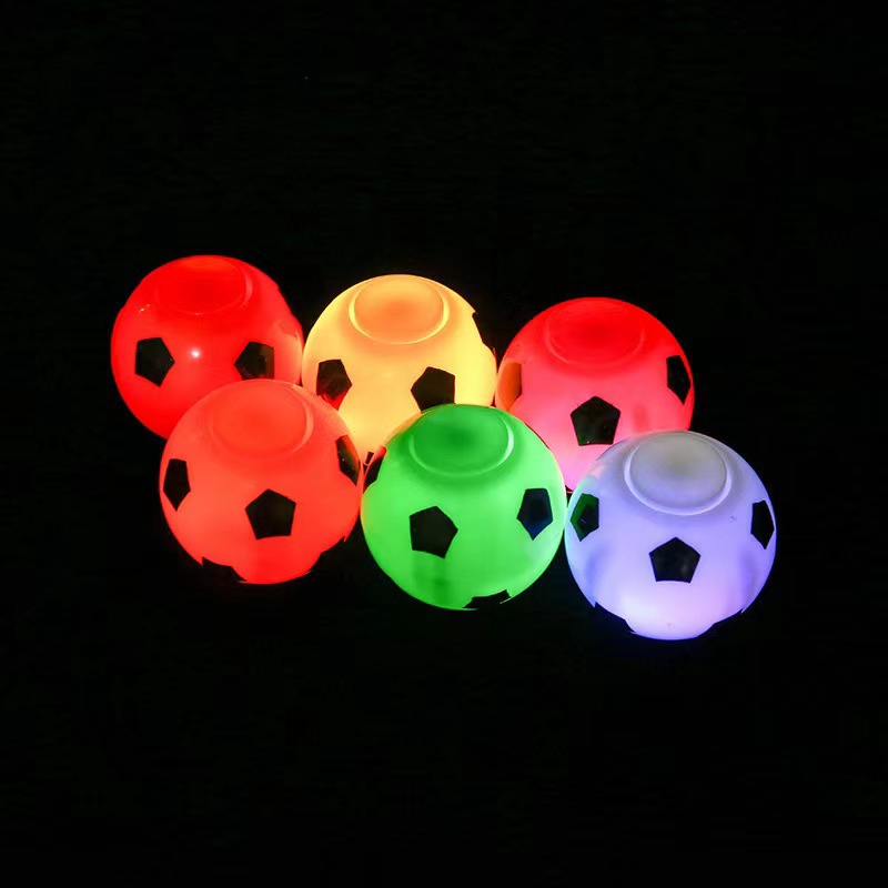 Led Lumière-émettant Petit Ballon De Football Du Bout Des Doigts Spinning Gyro Décompression Jouet display picture 3