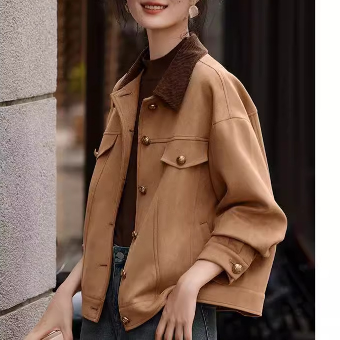 Velvet autumn jacket for leisure