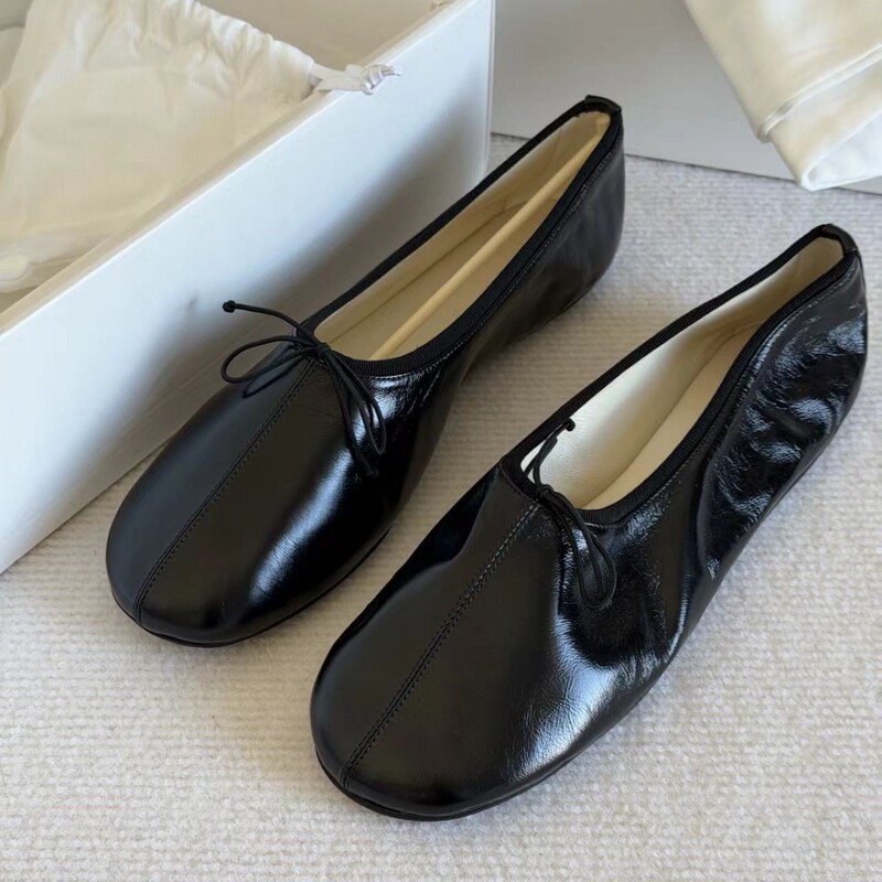Sheepskin Ballet Flats for Women with Bowknot, Round-Toe Loafers, Slip-On Granny Shoes with Bowknot Sheepskin Ballet Flats for Women with Bowknot, Round-Toe Loafers, Slip-On Granny Shoes with Bowknot