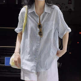 日系复古蓝色条纹棉麻短袖衬衫女夏季薄款慵懒松弛感外搭宽松上衣