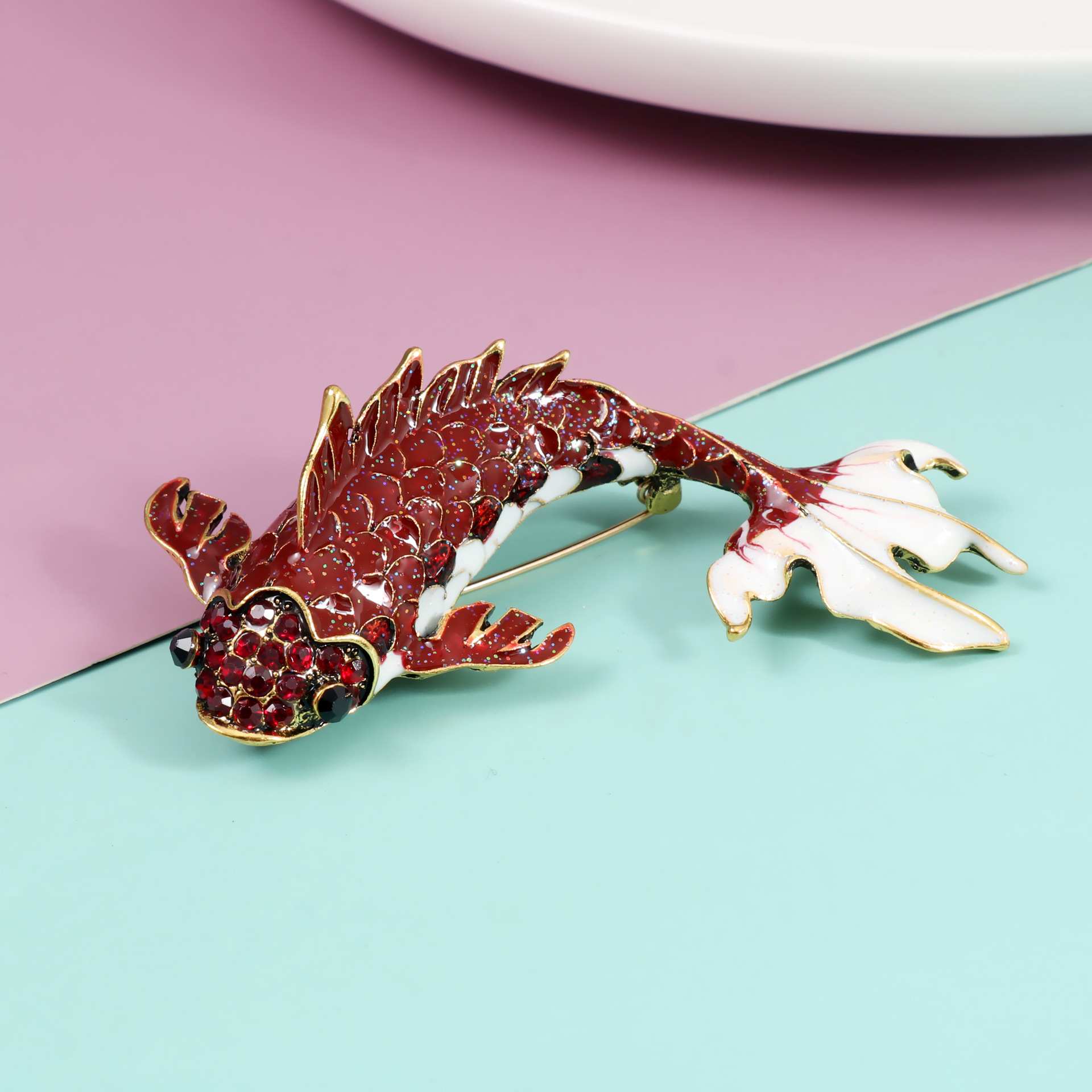 Retro Fish Alloy Enamel Women's Brooches 1 Piece display picture 3