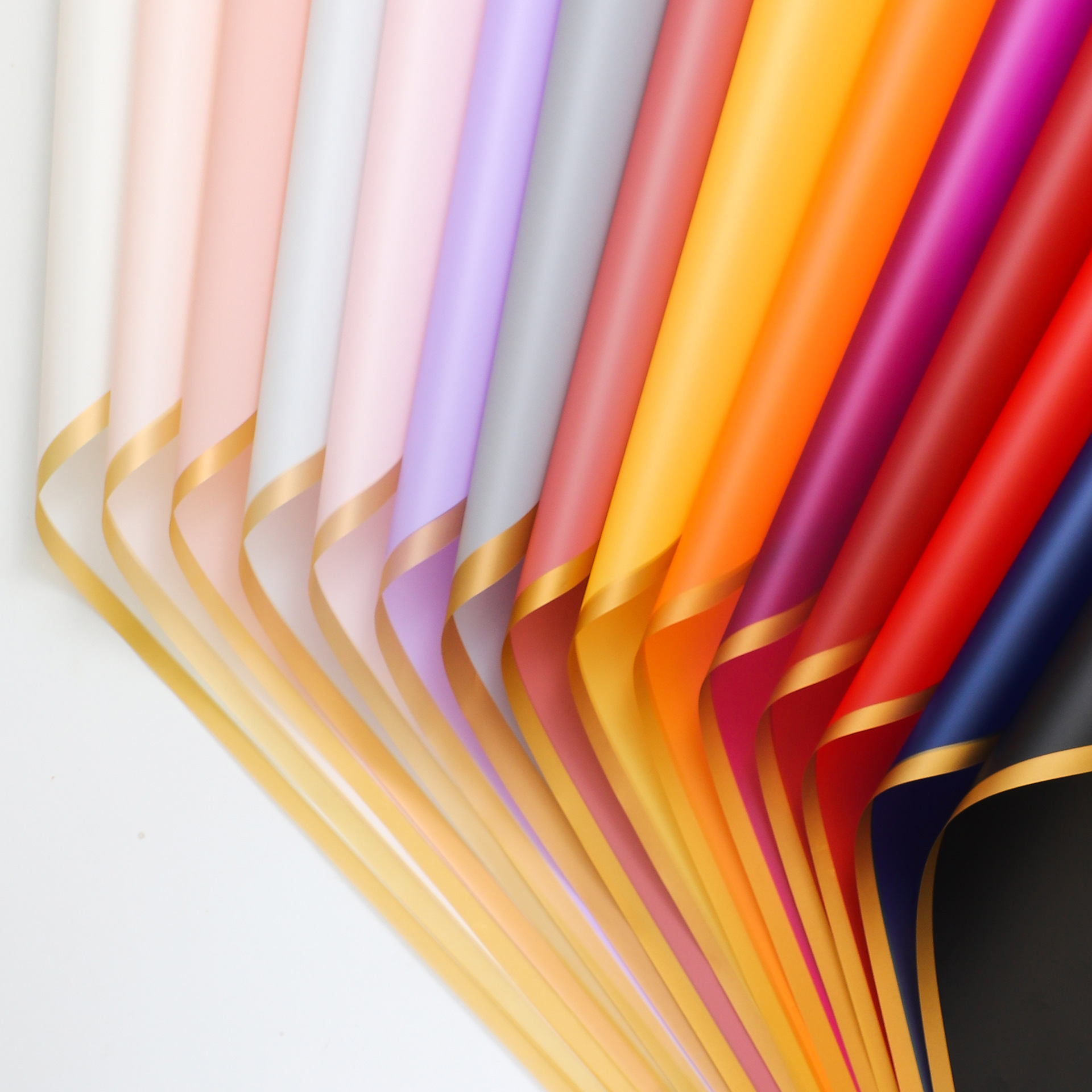 Lizhi Ran Phnom Penh Jelly Film Papel de embalaje de flores mate impermeable Paquete de material de ramo de flores 20 hojas