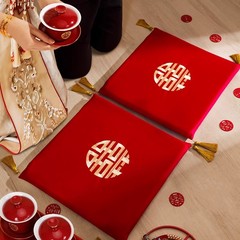 結婚式のひざまずくマット、花嫁がお茶を出すためのマット、赤い座りマット、結婚式用品、ひざまずくマット、テーブルフラッグ