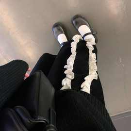 花边半身裙女学生黑白配设计感木耳边撞色中长款松紧腰a字半身裙