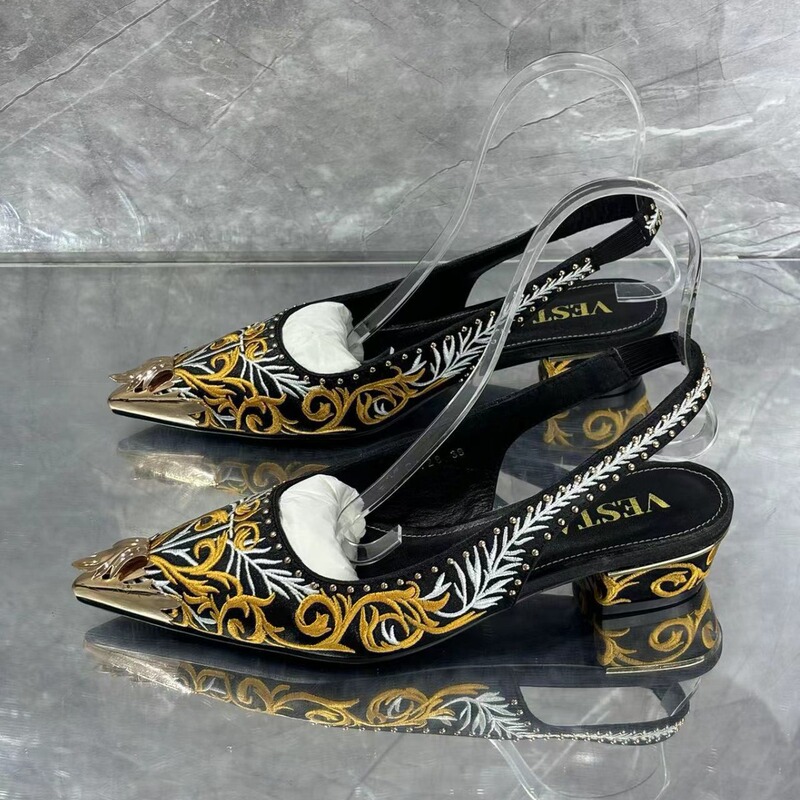 Guangzhou Women's Embroidered Sandals, Autumn and Summer Pointed Toe Cat-Eye Style, Factory Direct Sale, Hollow Anti-Slip Salomon Women's Shoes