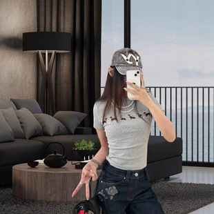 �F؛2025�ļ�����������D�cС��ӡ���̿���������T��Ů25853