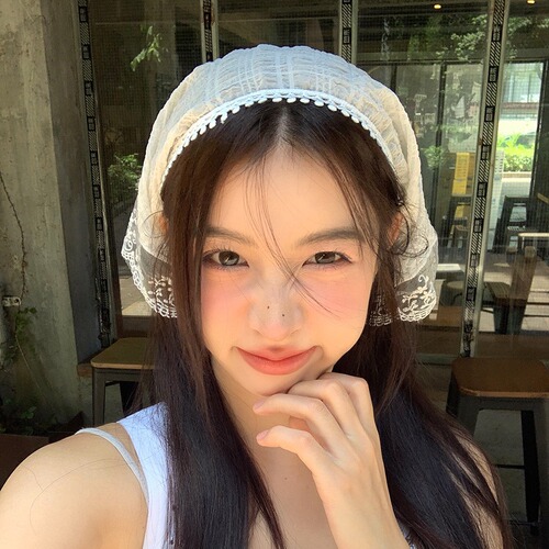 French Countryside Style Summer Thin Hairband with Tie, White Lace Triangle Scarf—Vintage, Headband-Perfect, Internet-Famous, and Chic