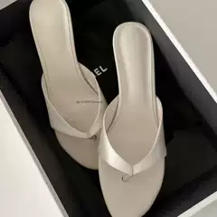 In Stock~2025 New French Style High Heel Women's Toe-Clip Sandals Summer Chunky Heel Indoor-Outdoor Slides Flip Flops