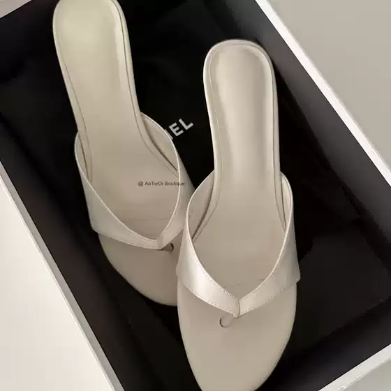 In Stock~2025 New French Style High Heel Women's Toe-Clip Sandals Summer Chunky Heel Indoor-Outdoor Slides Flip Flops