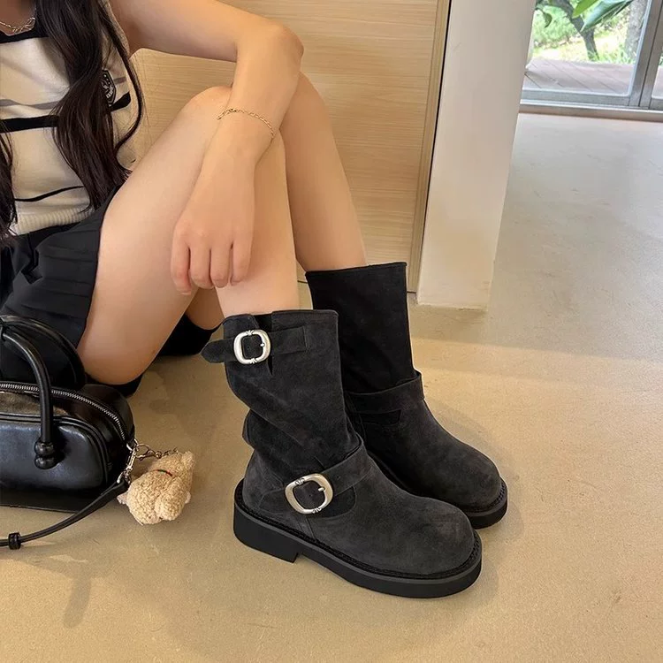 Martens, demi-season low boots platform