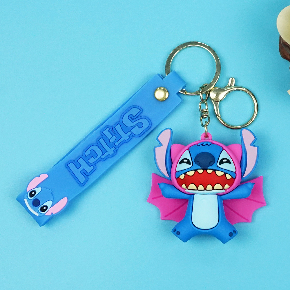 Llavero de caricatura Stitch resinado, colgante adorable para pareja, regalo festivo.