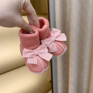 Baby Shoes Autumn and Winter Thickened Warm Soft Sole 0-3-6-December Women's Shoes and Socks Integrated Cotton Shoes