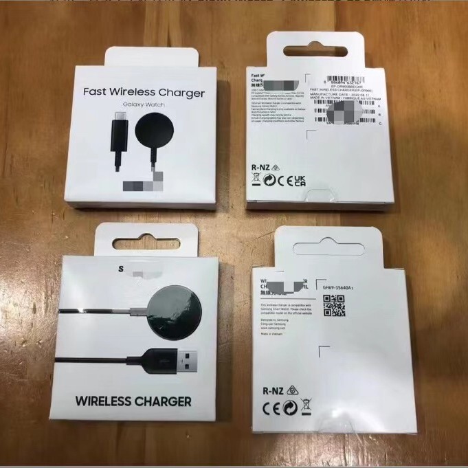 Suitable for Samsung Watch3/4/5Pro Watch Charger Class3 Magnetic Fast Charging Active1/2 Charging