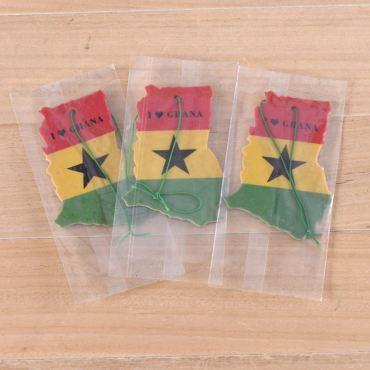 创意汽车香片 卡片式空气清新剂 汽车除味固体香片 吊牌香片挂件