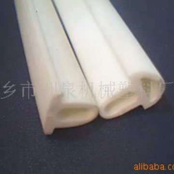 供应pvc密封条门封条卡条胶条封边门封条耐磨损耐高温耐腐蚀