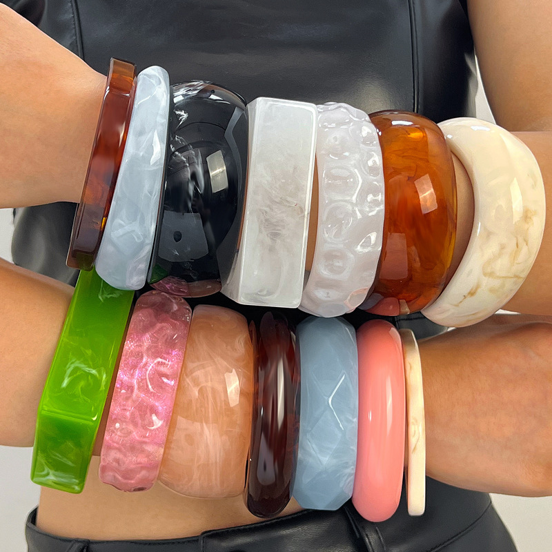 European and American retro wide-brimmed resin bracelet, marbled acrylic bracelet, versatile multi-color ring bracelet European and American retro wide-brimmed resin bracelet, marbled acrylic bracelet, versatile multi-color ring bracelet