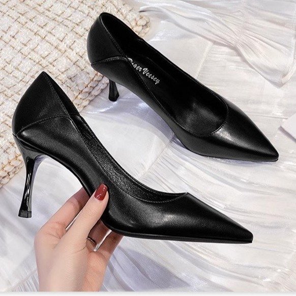 Universal high heels nude stiletto heels