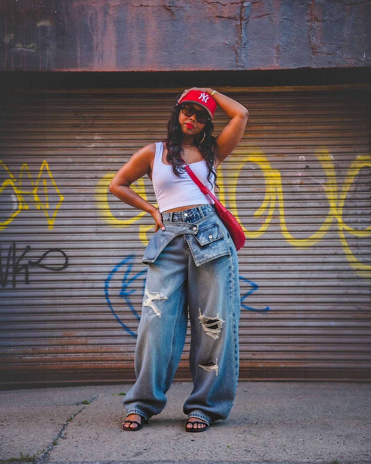 Women's Vintage Distressed Straight Leg Jeans – Retro Blue Denim With Ripped Details (S-3XL)​_mkmklike.com