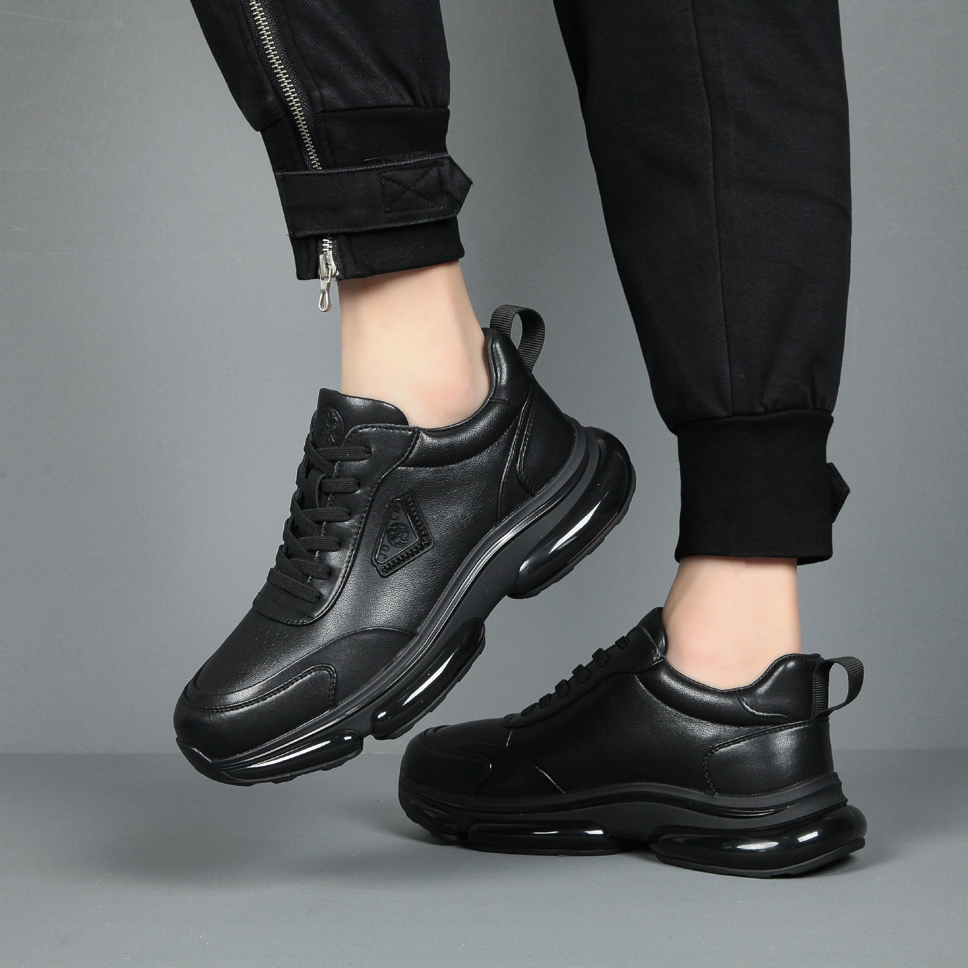 男鞋子爆款2025新款正牌正品系带真皮休闲鞋透气素面运动风皮鞋男