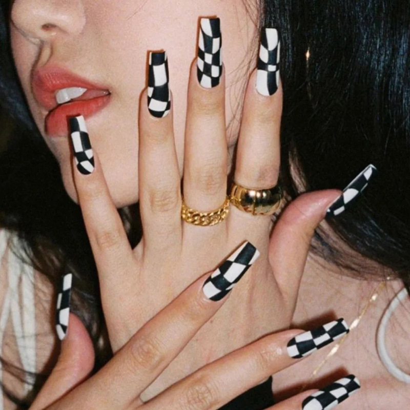 Irregular flame nail art long ballet 24 wholesale Europe and the United States autumn and winter series new hot selling adult NAILA158