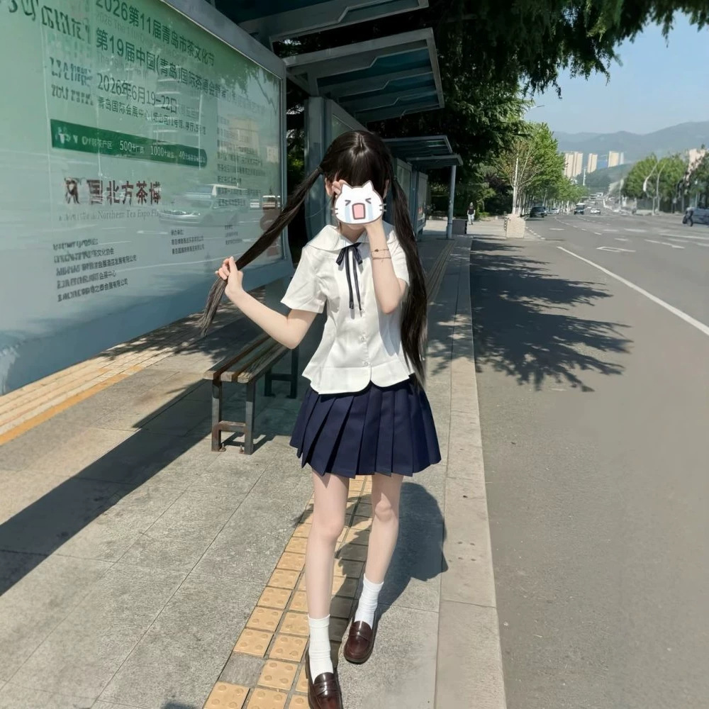 Cute Peter Pan collar JK uniform short-sleeved shirt, summer petal-patterned playful top, school uniform feel, basic short skirt