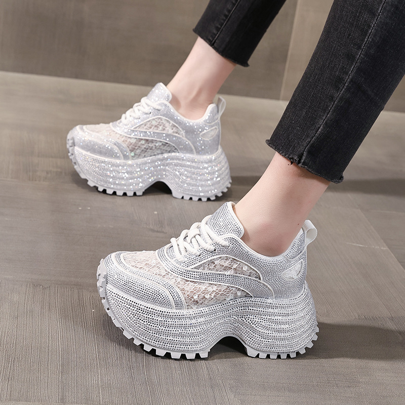 Giày sneaker nữ chunky đế dày lưới phối đá rhinestone — màu trắng