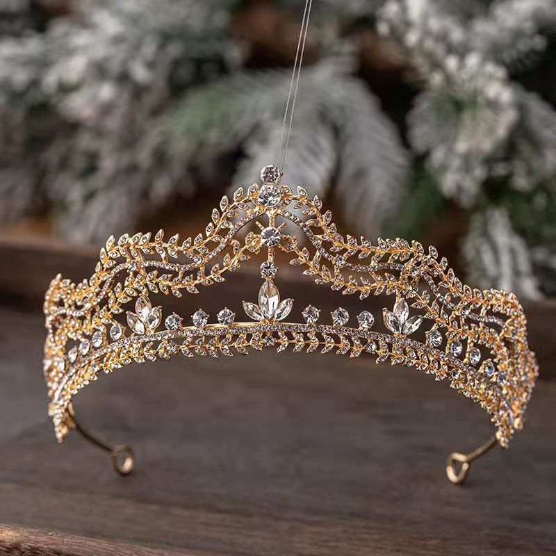 Femmes Sucré Couronne Alliage Diamant Couronne display picture 3