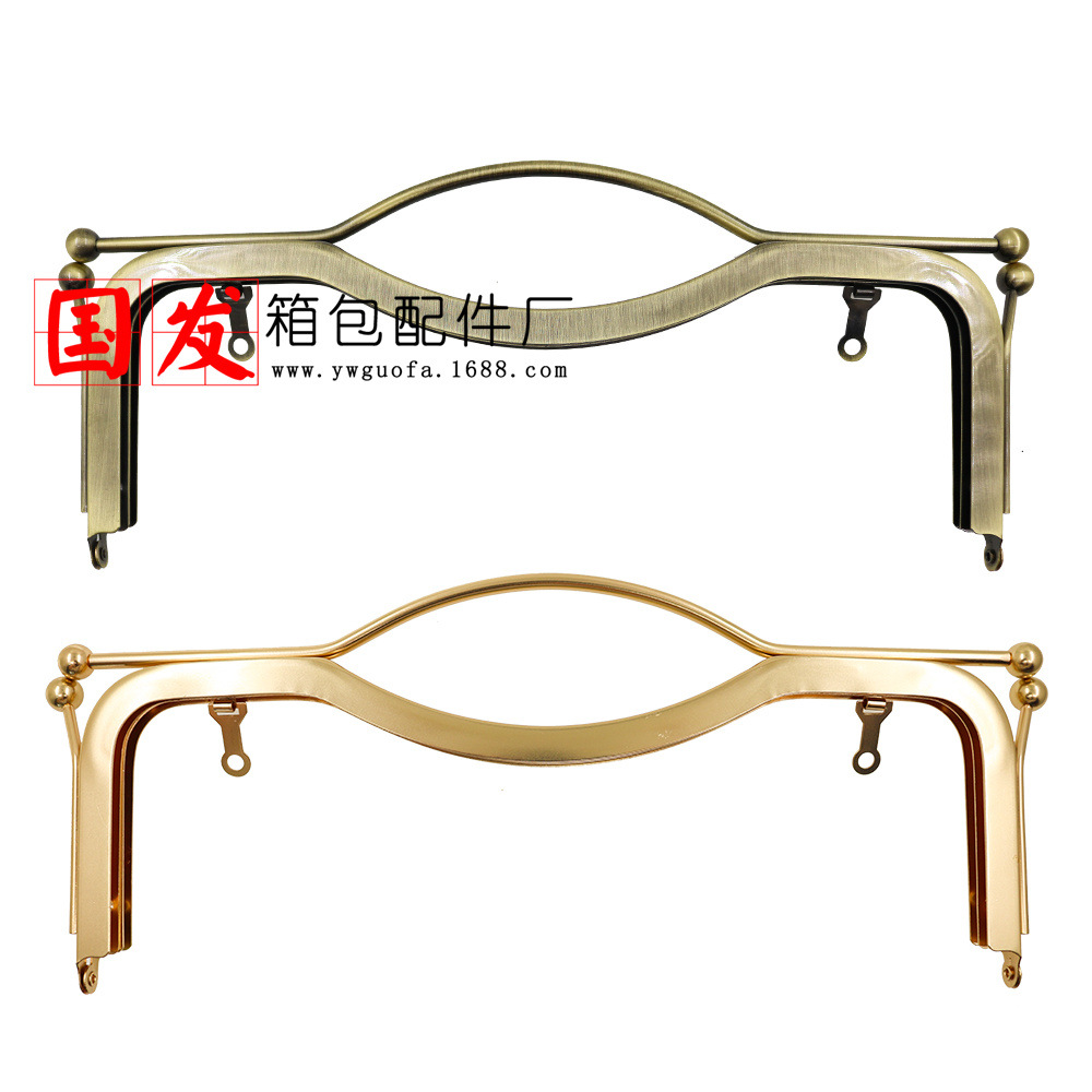 Sin agujeros de tornillo en stock: 27CM lisos sin agujeros labios oro labios mano de labio bolsa de gran tamaño