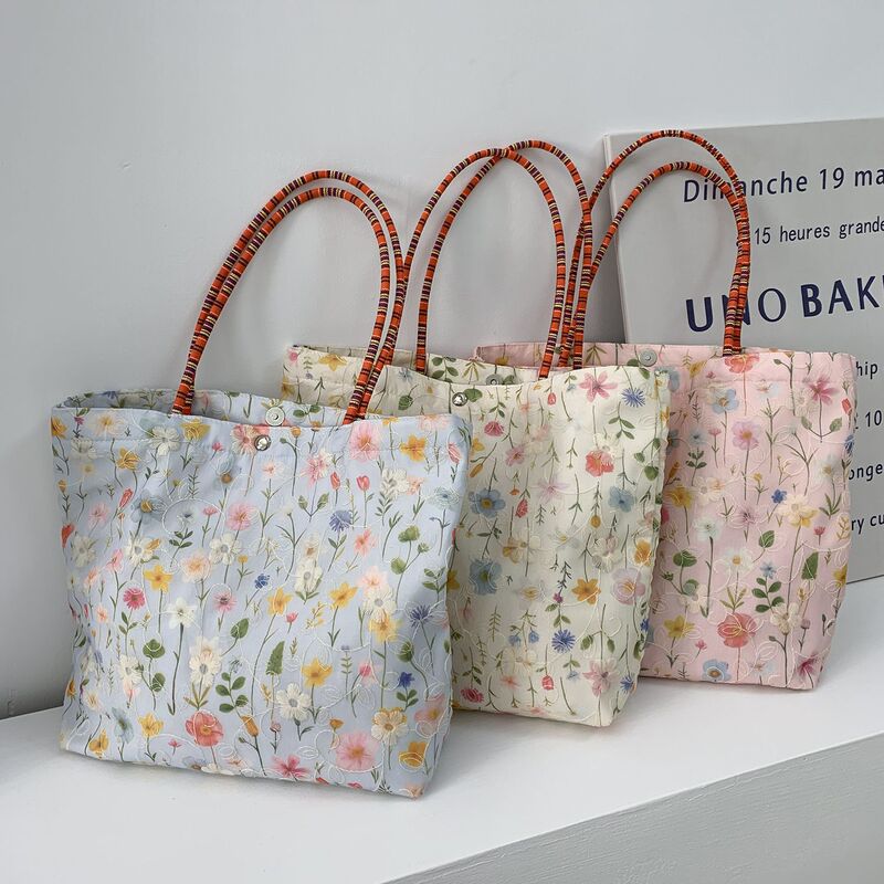 2025 Autumn and Winter Embroidered Lunch Box Bag Bucket Ins Simple Work Versatile Outing Student Canvas Handbag Storage