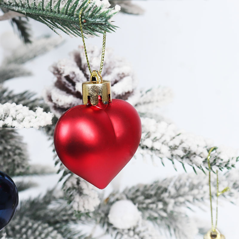 Heart-shaped Christmas Ornament 4