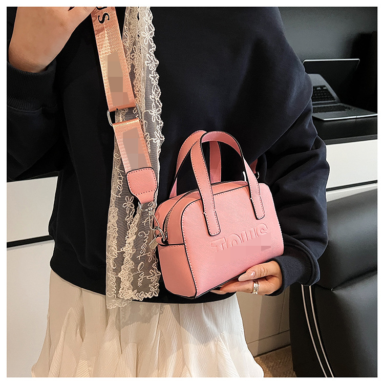 Bolso de mano con letras transfronterizas para mujer bolso Boston de gran capacidad color puro estilo occidental retro cuero suave temperamento moda bolso diagonal
