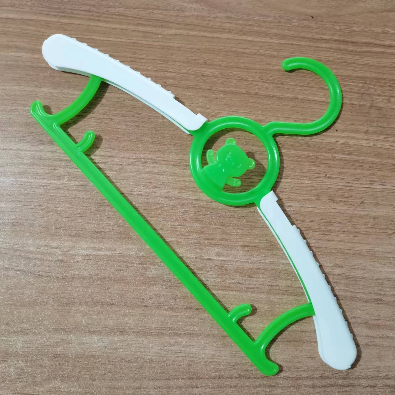 Perchas de ropa multifuncionales para niños perchas de ropa retráctiles para bebés perchas de ropa para niños recién nacidos