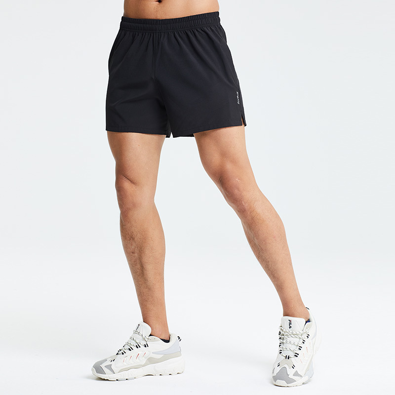 Verano maratón profesional de los hombres corriendo entrenamiento pantalones cortos deportivos de una sola capa de fitness ligero de secado rápido tres pantalones en stock